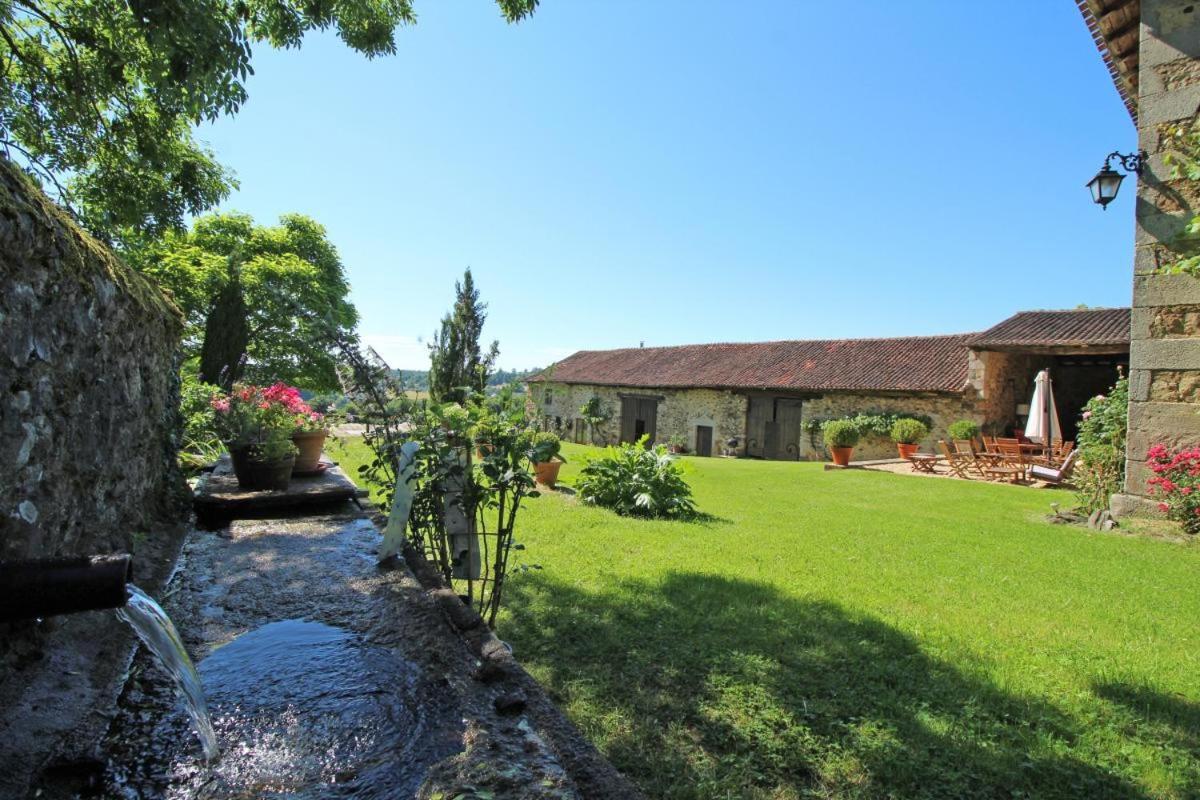 Chez Le Bayle Condat-sur-Vienne Exterior foto