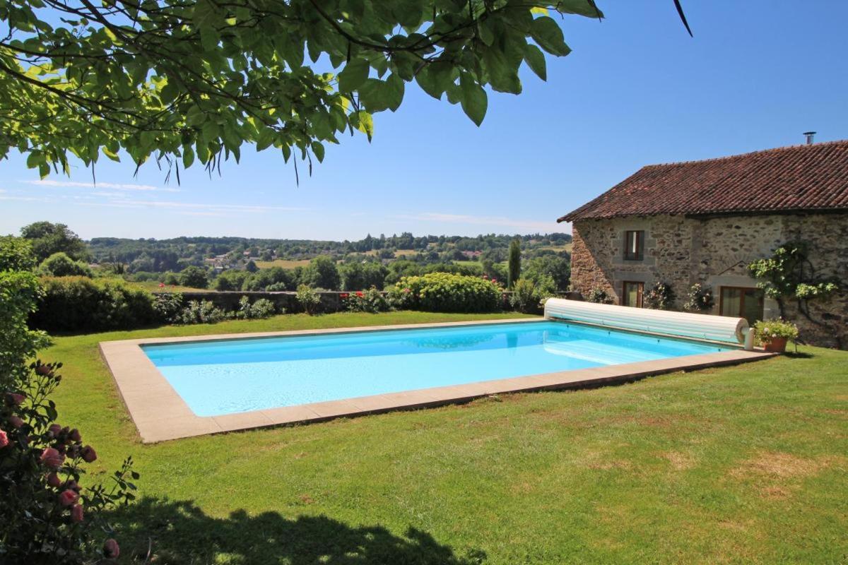 Chez Le Bayle Condat-sur-Vienne Exterior foto